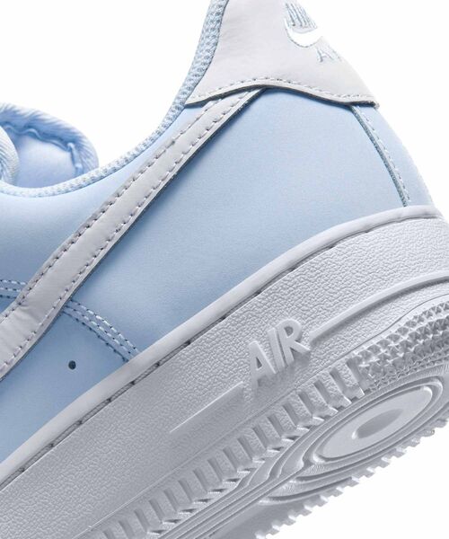 NIKE(ナイキ)の「ナイキ エア フォース 1 レトロ プレミアム ウィメンズシューズ / Nike Air Force 1 Retro Premium Women's Shoes IR0871-400 Hydrogen Blue(スニーカー・レディース・クリアブルー・23/23.5/24/24.5/22/22.5/25/25.5/26)」の8枚目の写真