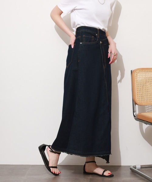 atONE（アットワン）の「アシメウエストラップ風デニムスカート（デニムスカート・レディース・ネイビー/ワンウォッシュ・M/L/LL/4L/3L）」の14枚目の写真
