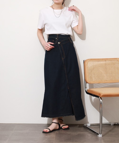 atONE（アットワン）の「アシメウエストラップ風デニムスカート（デニムスカート・レディース・ネイビー/ワンウォッシュ・M/L/LL/4L/3L）」の16枚目の写真