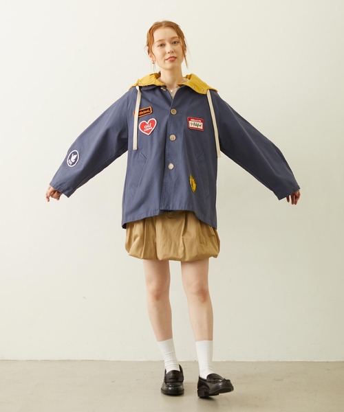 MILKFED.(ミルクフェド)の「PATCH HOODED JACKET(ブルゾン・レディース・ブラック/オフホワイト/ネイビー・S/M)」の11枚目の写真