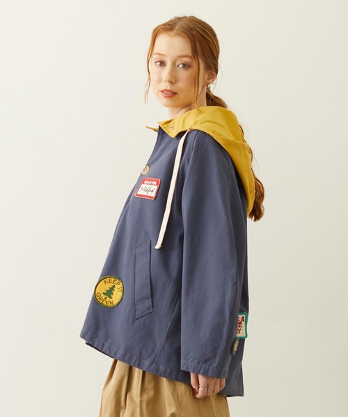 MILKFED.(ミルクフェド)の「PATCH HOODED JACKET(ブルゾン・レディース・ブラック/オフホワイト/ネイビー・S/M)」の8枚目の写真