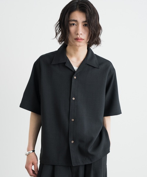 SINSS(シンス)の「Loose fit linen touch HS shirt / ルーズフィットリネンタッチハーフスリーブシャツ【接触冷感・防シワ・洗濯可能(セットアップ着用可能)】(シャツ/ブラウス・メンズ・チャコール/ベージュ・LARGE/MEDIUM/SMALL/X-SMALL)」の18枚目の写真