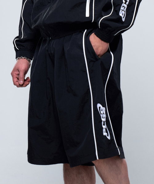 PHYSICAL GARMENTS（フィジカルガーメンツ）の「P2513 パイピングウィンドブレーカー バミューダパンツ [ブラック]（その他パンツ・メンズ・ブラック・LARGE/XX-LARGE）」の4枚目の写真