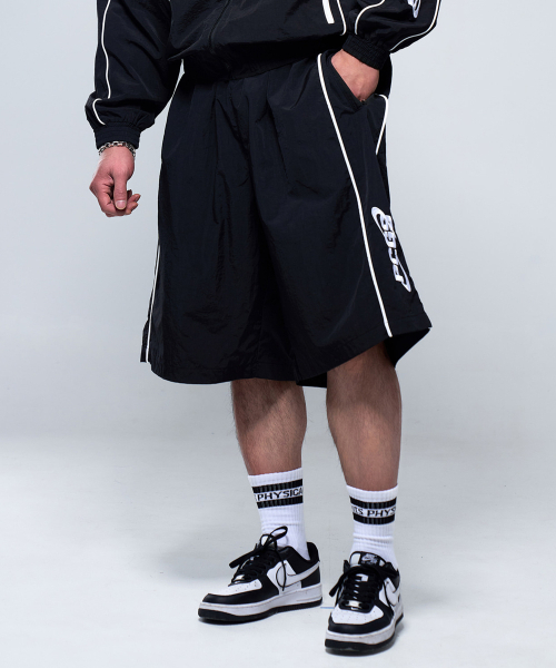PHYSICAL GARMENTS（フィジカルガーメンツ）の「P2513 パイピングウィンドブレーカー バミューダパンツ [ブラック]（その他パンツ・メンズ・ブラック・LARGE/XX-LARGE）」の5枚目の写真