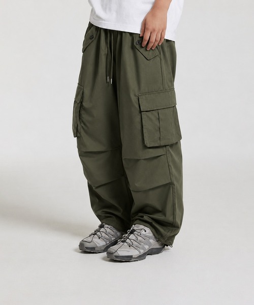 CALIFORNIA OUTFITTERS(カリフォルニア アウトフィッターズ)の「5C12 ワイドカーゴ イージーパンツ(カーゴパンツ・メンズ・ブラック/カーキ/ベージュ・FREE)」の1枚目の写真