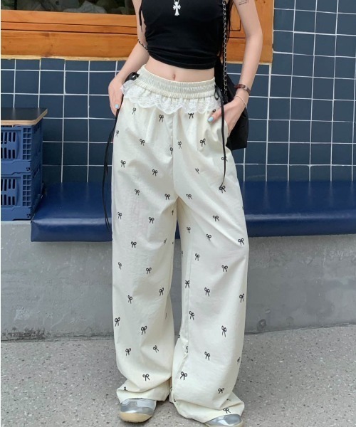 semuse(セミューズ)の「リボンプリントウエストレースリボンワイドパンツ(その他パンツ・レディース・ホワイト/ブラック・FREE)」の4枚目の写真