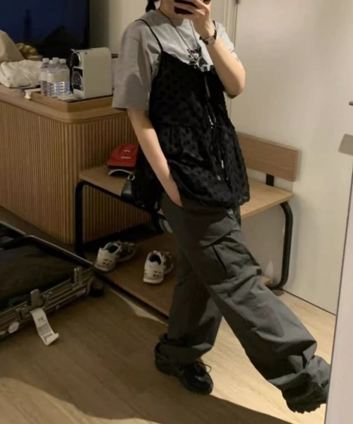 Miniministore（ミニミニストア）の「レースキャミビスチェペプラムトップス春夏（キャミソール・レディース・ブラック/ホワイト・FREE）」の13枚目の写真