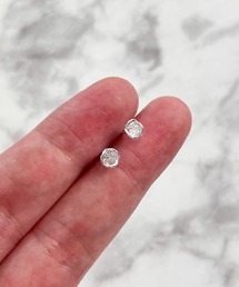 YU-KA:ミニマルジルコニアスタッドピアス Minimal Zirconia Stud Earrings
