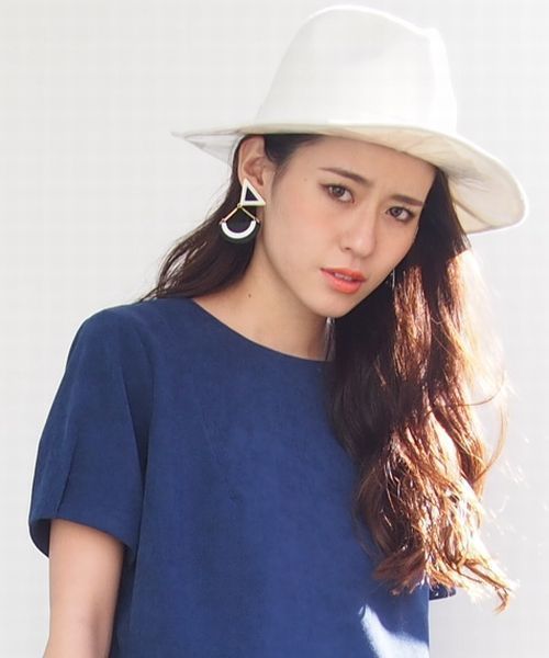 MURUA（ムルーア）の「マスキュリンHAT（ハット・レディース・ブラック/グレー/ブルー/ホワイト・FREE）」の2枚目の写真