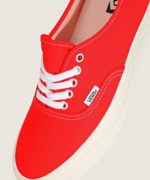 VANS（バンズ）の「VANS PREMIUM オーセンティック / LX Authentic 44 Diva Pink VN000D9NFOC1（スニーカー・メンズ・チェリーレッド・12/11/10.5/10/9.5/9/8.5/8）」の5枚目の写真