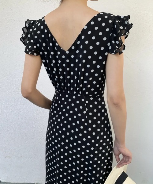 BIRTHDAY BASH(バースデイバッシュ)の「DOT SHEER FRILL SLEEVE DRESS(ドットシアーフリルスリーブドレス)(ワンピース・レディース・ブラック・SMALL)」の9枚目の写真