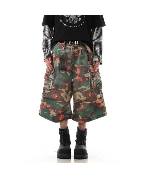 FreeZone(フリーゾーン)の「フラワーカモ柄ワイドカーゴハーフパンツ(カーゴパンツ・メンズ・グリーン・S/L/M)」の7枚目の写真