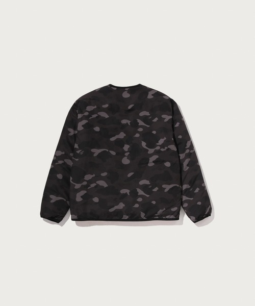 A BATHING APE(アベイシングエイプ)の「COLOR CAMO STA QUILTING REVERSIBLE LIGHT DOWN JACKET(ダウンジャケット/コート・メンズ・ブラック/パープル/ネイビー・X-LARGE/LARGE/SMALL/XX-LARGE/MEDIUM)」の4枚目の写真