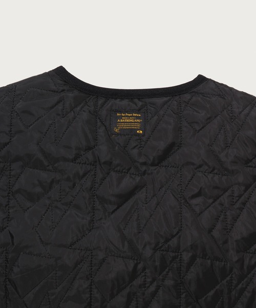 A BATHING APE(アベイシングエイプ)の「COLOR CAMO STA QUILTING REVERSIBLE LIGHT DOWN JACKET(ダウンジャケット/コート・メンズ・ブラック/パープル/ネイビー・X-LARGE/LARGE/SMALL/XX-LARGE/MEDIUM)」の21枚目の写真