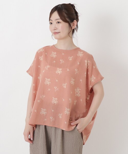 one'sterrace(ワンズテラス)の「綿麻 手書き風花柄プリントブラウス(シャツ/ブラウス・レディース・ブルー系その他7/オレンジ系その他5/ホワイト系9/ブラック系8/カーキ系5・02)」の5枚目の写真