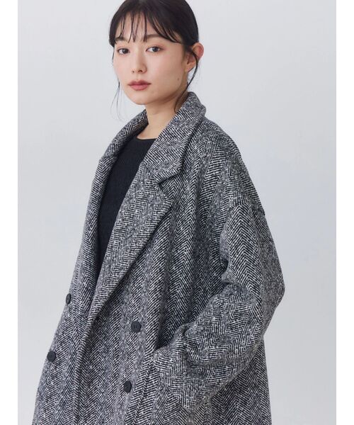 TONAL(トーナル)の「ヘリンボーン裏起毛ダブルコート(その他アウター・レディース・ブラック・SMALL/MEDIUM)」の8枚目の写真