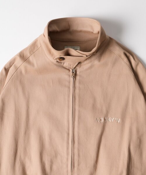 WHO'S WHO gallery(フーズフーギャラリー)の「【KOOKY‘N】ステンカラージップジャケット(ブルゾン・メンズ・ネイビー/チャコールグレー/サンドベージュ・FREE)」の10枚目の写真