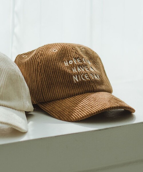 BRANSHES(ブランシェス)の「コーデュロイロゴキャップ(キャップ・キッズ・チャコールグレー/キャメル/アイボリー・L/M)」の16枚目の写真