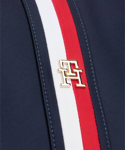 TOMMY HILFIGER(トミーヒルフィガー)の「ポペット グローバルストライプ トートバッグ(トートバッグ・レディース・ネイビー・FREE)」の2枚目の写真