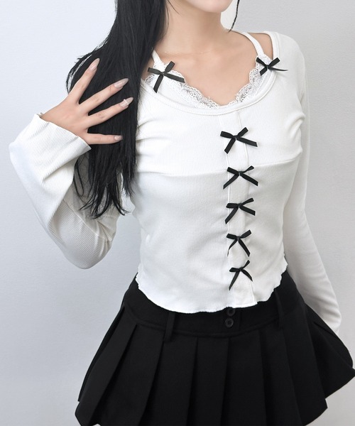 FOLLOWIN(フォロウィン)の「レースレイヤードミニリボンリブトップス(Tシャツ/カットソー・レディース・アイボリー・FREE)」の1枚目の写真