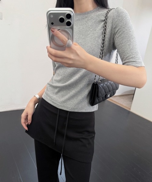 CHUN CHUN NOTES(チュンチュンノーツ)の「26AW/ベーシック5分袖ストレッチカットソー(Tシャツ/カットソー・レディース・グレー/ブラック/ホワイト・M)」の17枚目の写真