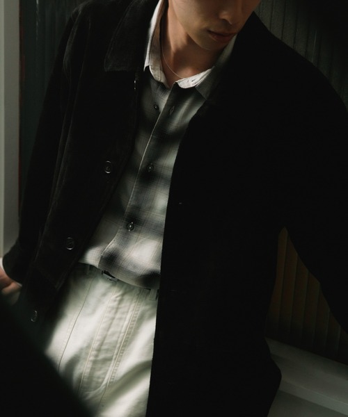 URBAN RESEARCH DOORS(アーバンリサーチドアーズ)の「Cow Leather Chore Jacket(カバーオール・メンズ・ブラック/ブラック系その他・LARGE/MEDIUM)」の9枚目の写真
