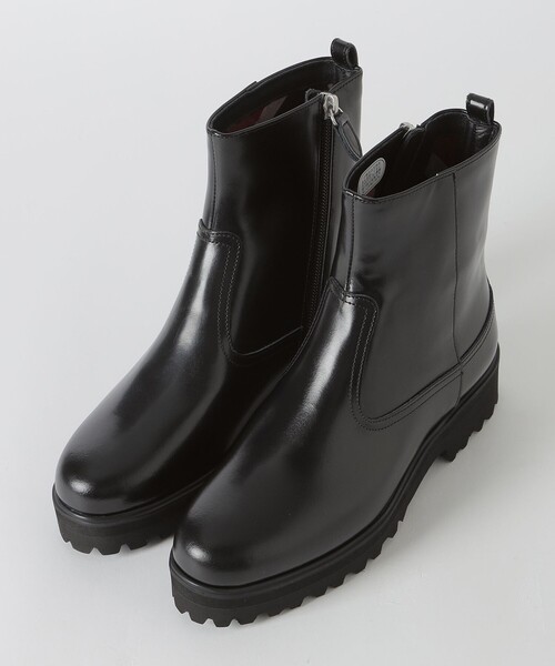 ブルーレーベルクレストブリッジ ブラック ショートブーツ M BLUE LABEL CRESTBRIDGE｜ブルーレーベルクレストブリッジのブーツ