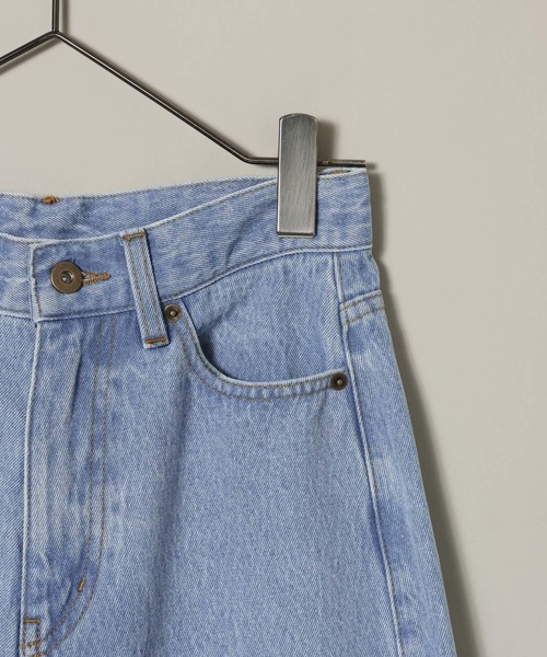studio CLIP（スタディオクリップ）の「【daily CLIP】プレーンコクーンデニムパンツ（デニムパンツ・レディース・ライトブルー/ワンウォッシュ・MEDIUM/LARGE）」の19枚目の写真
