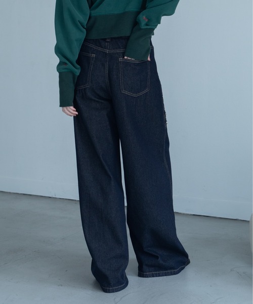 VACANCY(ヴァカンシー)の「ナポレオンボタンカーブデニム(デニムパンツ・レディース・ダークブルー・LARGE/MEDIUM/SMALL)」の13枚目の写真