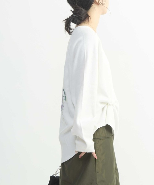 CONVERSE TOKYO(コンバーストウキョウ)の「FLOWER LOGO WAFFLE LONG TEE(Tシャツ/カットソー・メンズ・ホワイト/ブラック/グレー・MEDIUM/SMALL)」の5枚目の写真