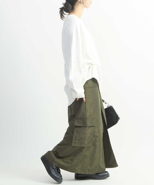 CONVERSE TOKYO(コンバーストウキョウ)の「FLOWER LOGO WAFFLE LONG TEE(Tシャツ/カットソー・メンズ・ホワイト/ブラック/グレー・MEDIUM/SMALL)」の8枚目の写真