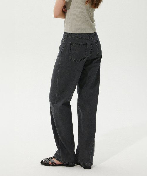 PLAC WOMEN(プレイス・ウィメン)の「リネンブレンドストレートデニムパンツ M09 ダークグレー(デニムパンツ・レディース・チャコールグレー・24)」の5枚目の写真