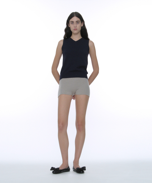 PARTIMENTO WOMEN(パルティメントウィメン)の「PWC リブニットマイクロショーツ_ウォームグレー(その他パンツ・レディース・その他・MEDIUM/LARGE/SMALL)」の3枚目の写真