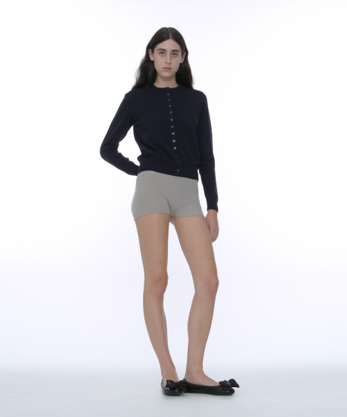 PARTIMENTO WOMEN(パルティメントウィメン)の「PWC リブニットマイクロショーツ_ウォームグレー(その他パンツ・レディース・その他・MEDIUM/LARGE/SMALL)」の6枚目の写真