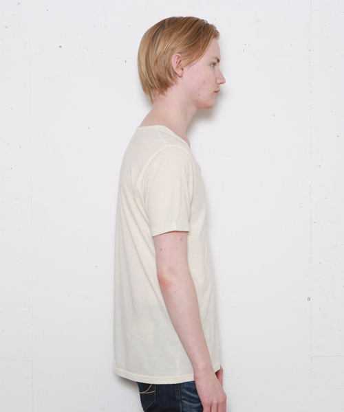 FACTOTUM（ファクトタム）の「【VALLIS】バイオシルキーシリーズ Uネック半袖カットソー（Tシャツ/カットソー・メンズ・レッド/ブラック/クリーム/ブルー/パープル/イエロー/ピンク/ベージュ/オレンジ・46/44/48）」の12枚目の写真