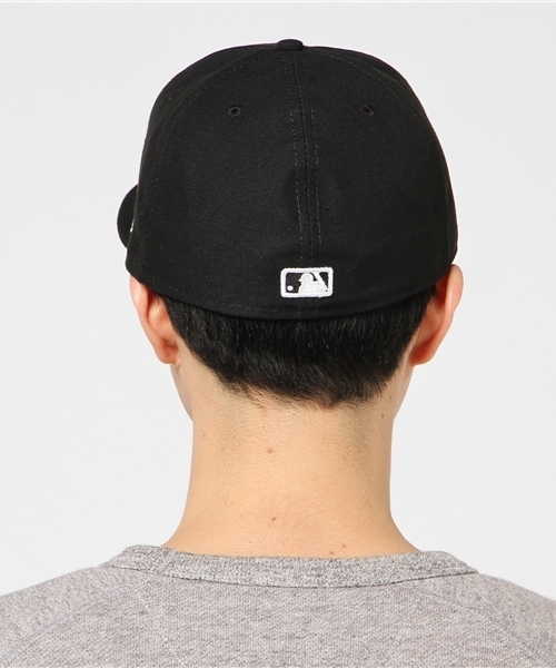 NEW ERA(ニューエラ)の「NEW ERA 59FIFTY CAP MLB NEW YORK YANKEES MADE IN USA BLACK(キャップ・メンズ・ブラック×ホワイト・7 3/4/8/7 7/8/7 3/8/7/7 1/4/7 5/8/7 1/8/7 1/2)」の3枚目の写真
