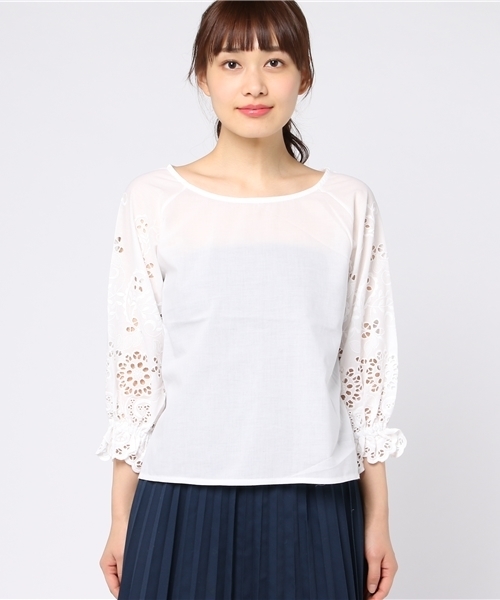 AULI 刺繍パフスリーブブラウス AULI 刺繍パフスリーブブラウス
