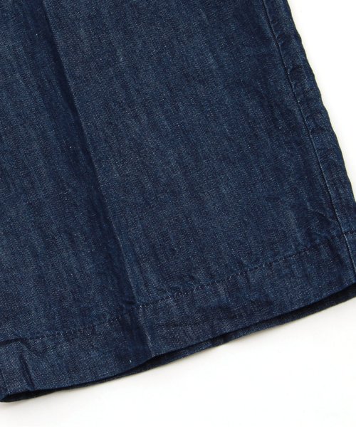 apres les cours(アプレレクール)の「ポケットフラワー刺繍デニムワイドパンツ(ママ) 8.5分丈(デニムパンツ・キッズ・ブルー/ネイビー・MEDIUM)」の8枚目の写真