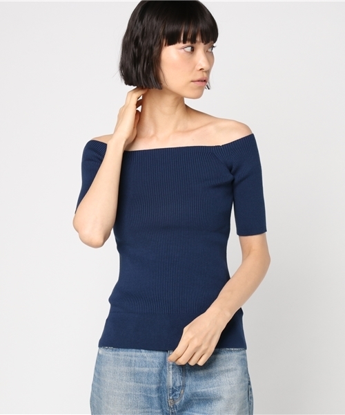 MOUSSY（マウジー）の「OFF SHOLDER KNIT TOP（ニット/セーター・レディース・ブルー/オフホワイト/ライトブラウン/ブラック/イエロー/レッド・FREE）」の16枚目の写真