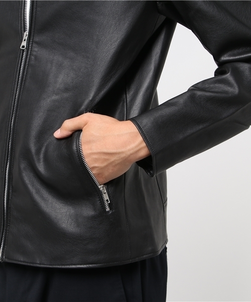 WEGO(ウィゴー)の「WEGO/フェイクレザーシングルライダースジャケット(ライダースジャケット・メンズ・ブラック・MEDIUM/LARGE/X-LARGE)」の7枚目の写真