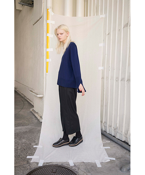 ZUCCa（ズッカ）の「ウールセーター（ニット/セーター・レディース・ブルー/ブラック/マスタード/ダークグレー・M/M size）」の13枚目の写真