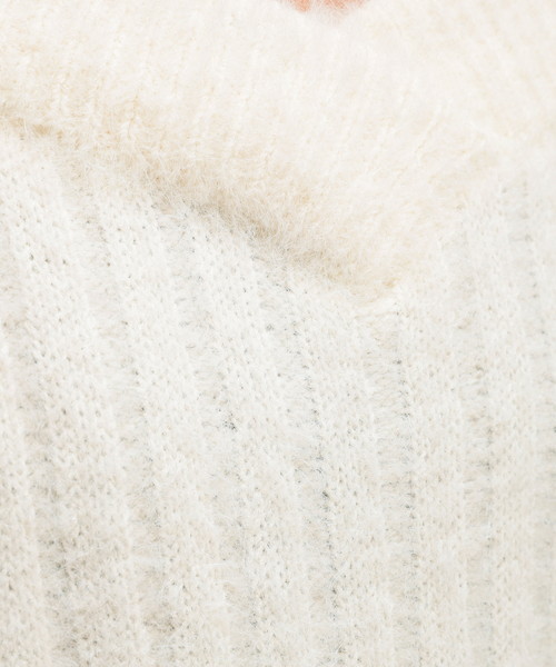 natural couture（ナチュラルクチュール）の「フェザーヤーンオフショルＶネック（ニット/セーター・レディース・ネイビー/サックスブルー/ピンク/アイボリー・FREE）」の6枚目の写真