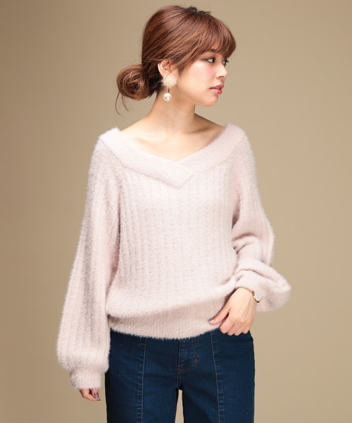 natural couture（ナチュラルクチュール）の「フェザーヤーンオフショルＶネック（ニット/セーター・レディース・ネイビー/サックスブルー/ピンク/アイボリー・FREE）」の16枚目の写真