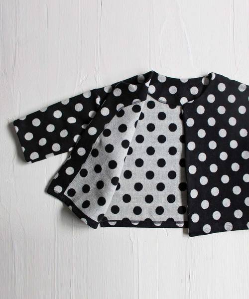 antiqua（アンティカ）の「ドット起毛ジャケット（ノーカラージャケット・レディース・ブラック・FREE）」の5枚目の写真