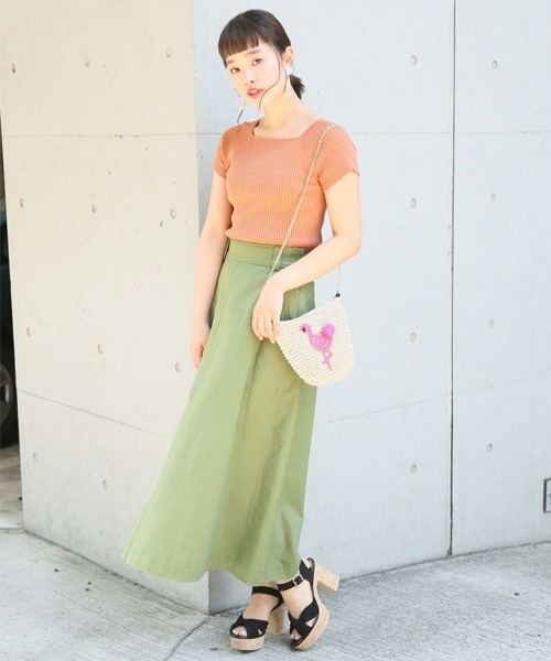 LOWRYS FARM（ローリーズファーム）の「１２Ｇスーピマスクエア／ＳＳ　788927（Tシャツ/カットソー・レディース・オフホワイト/グレー/ブラウン/ブラック・MEDIUM/LARGE）」の8枚目の写真