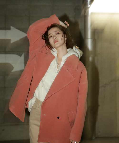 Abahouse Devinette（ドゥヴィネット）の「ビッグカラーコート（ピーコート・レディース・チャコールグレー/ピンク・フリー）」の17枚目の写真