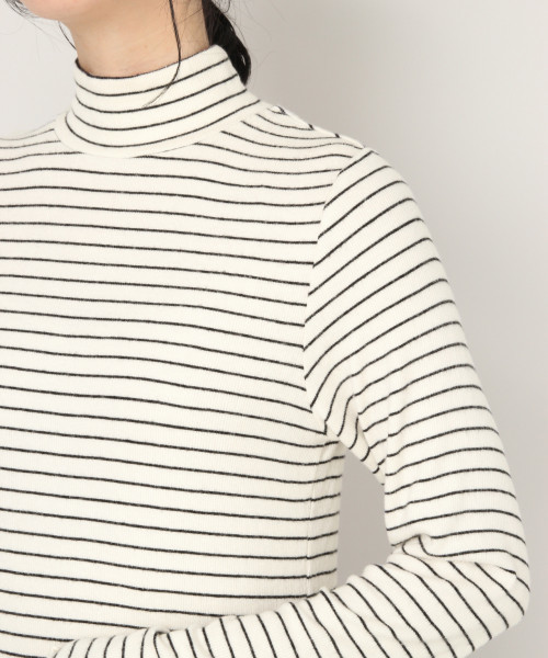 LOWRYS FARM（ローリーズファーム）の「ソフトタッチテレコタートル　809369（Tシャツ/カットソー・レディース・オフホワイト/ホワイト×ブラック/ブラック/ブラウン/ネイビー・MEDIUM/LARGE）」の19枚目の写真