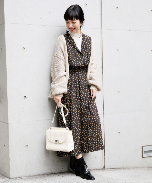 LOWRYS FARM（ローリーズファーム）の「ソフトタッチテレコタートル　809369（Tシャツ/カットソー・レディース・オフホワイト/ホワイト×ブラック/ブラック/ブラウン/ネイビー・MEDIUM/LARGE）」の8枚目の写真