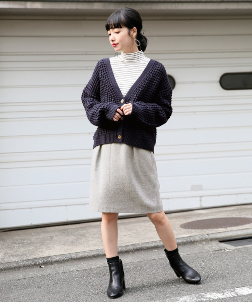 LOWRYS FARM（ローリーズファーム）の「ソフトタッチテレコタートル　809369（Tシャツ/カットソー・レディース・オフホワイト/ホワイト×ブラック/ブラック/ブラウン/ネイビー・MEDIUM/LARGE）」の9枚目の写真