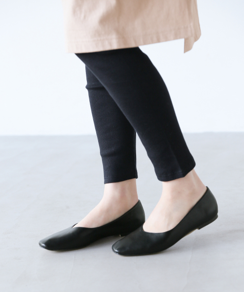 GLOBAL WORK(グローバルワーク)の「【抗菌防臭】らくっションパンプス/819365(パンプス・レディース・ホワイト/ブラック/イエロー/ライトグレー・MEDIUM/LARGE/SMALL)」の3枚目の写真
